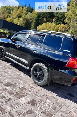 Внедорожник / Кроссовер Toyota Land Cruiser 2014 в Черновцах