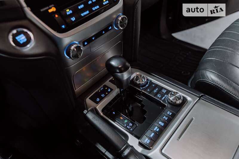 Позашляховик / Кросовер Toyota Land Cruiser 2020 в Вінниці фото 12 Позашляховик / Кросовер Toyota Land Cruiser 2020 в Вінниці