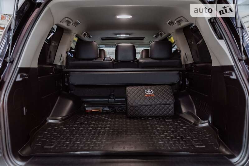 Позашляховик / Кросовер Toyota Land Cruiser 2020 в Вінниці фото 24 Позашляховик / Кросовер Toyota Land Cruiser 2020 в Вінниці