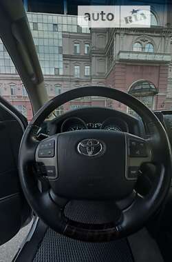 Позашляховик / Кросовер Toyota Land Cruiser 2011 в Одесі
