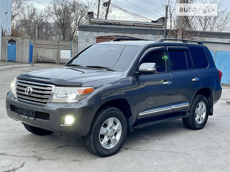 Внедорожник / Кроссовер Toyota Land Cruiser 2012 в Каменском