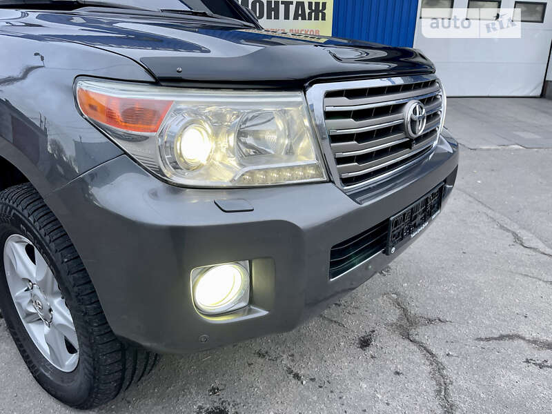 Внедорожник / Кроссовер Toyota Land Cruiser 2012 в Каменском