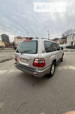 Внедорожник / Кроссовер Toyota Land Cruiser 2004 в Харькове
