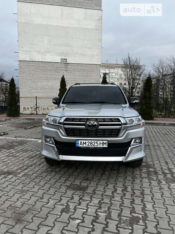 Внедорожник / Кроссовер Toyota Land Cruiser 2008 в Житомире