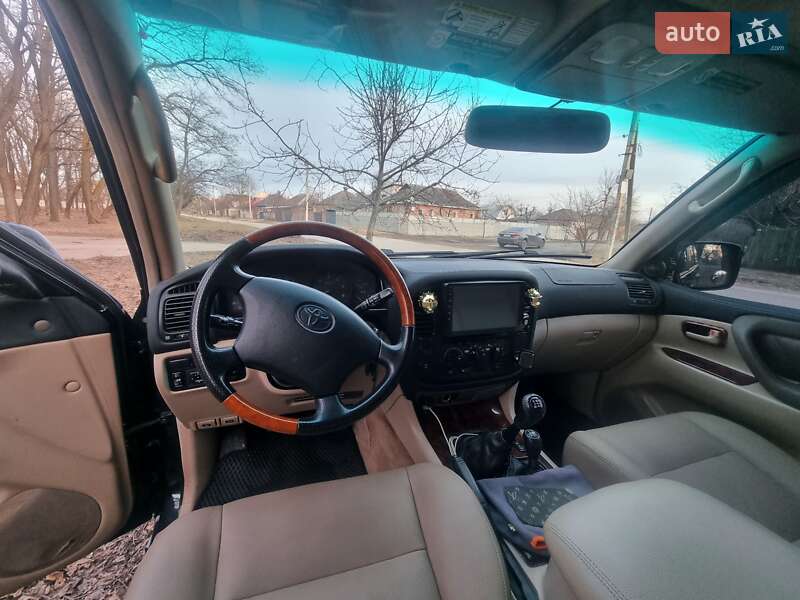 Внедорожник / Кроссовер Toyota Land Cruiser 1998 в Харькове