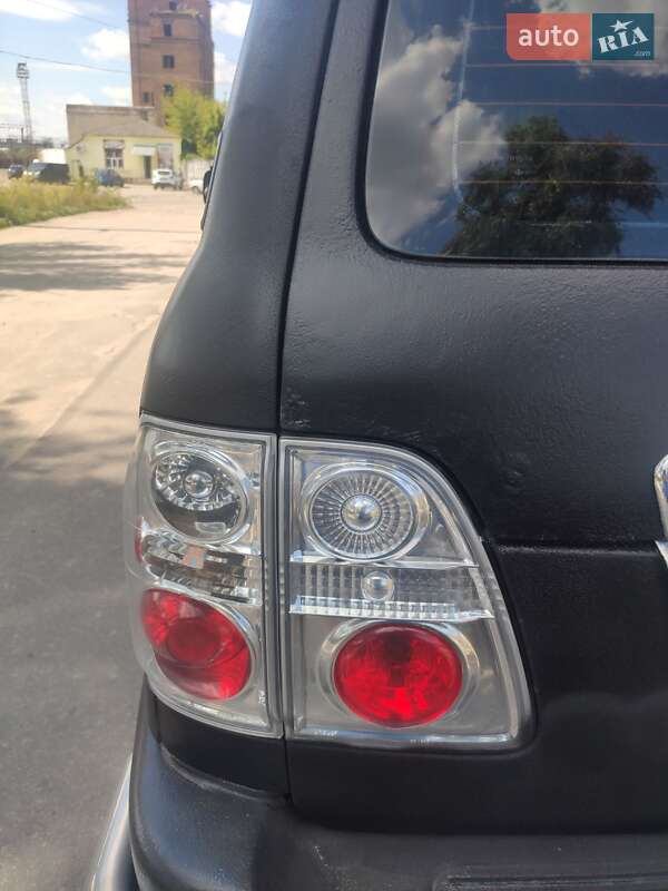 Внедорожник / Кроссовер Toyota Land Cruiser 2001 в Харькове