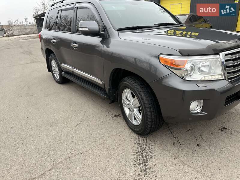 Позашляховик / Кросовер Toyota Land Cruiser 2012 в Кривому Розі