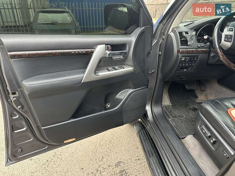 Позашляховик / Кросовер Toyota Land Cruiser 2012 в Кривому Розі