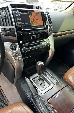 Внедорожник / Кроссовер Toyota Land Cruiser 2014 в Запорожье