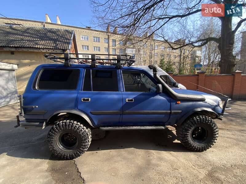 Внедорожник / Кроссовер Toyota Land Cruiser 1994 в Ивано-Франковске