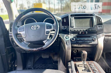 Позашляховик / Кросовер Toyota Land Cruiser 2011 в Києві