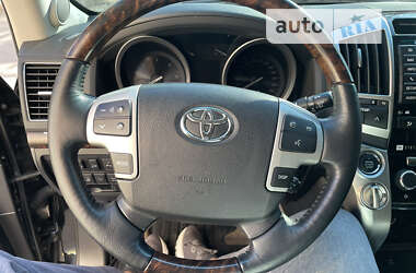 Внедорожник / Кроссовер Toyota Land Cruiser 2013 в Полтаве