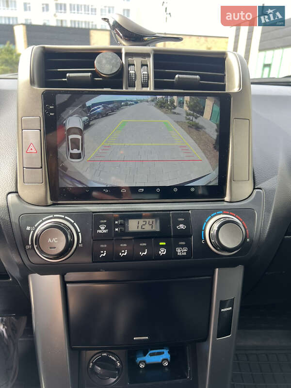 Внедорожник / Кроссовер Toyota Land Cruiser 2013 в Хмельницком