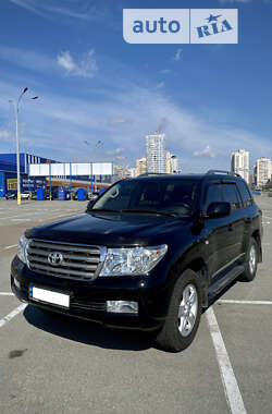 Внедорожник / Кроссовер Toyota Land Cruiser 2011 в Киеве