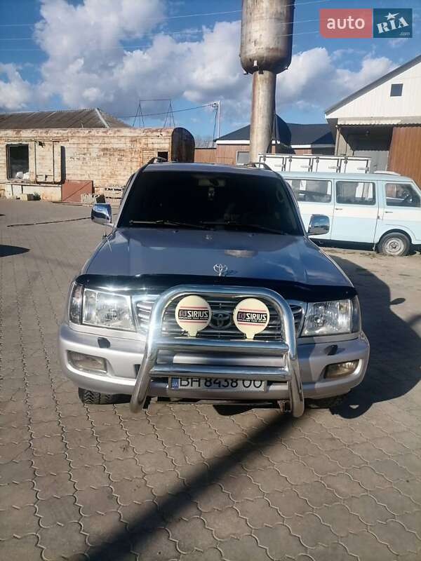 Позашляховик / Кросовер Toyota Land Cruiser 1999 в Великій Михайлівці
