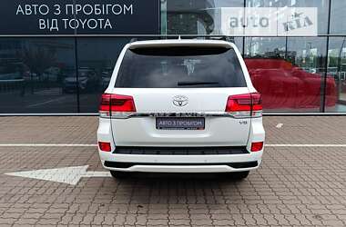 Позашляховик / Кросовер Toyota Land Cruiser 2016 в Києві