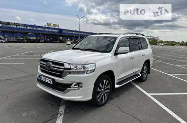 Внедорожник / Кроссовер Toyota Land Cruiser 2019 в Киеве