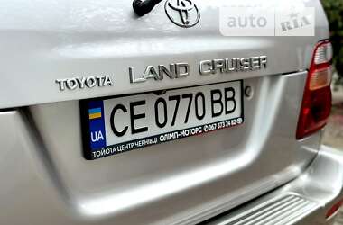 Внедорожник / Кроссовер Toyota Land Cruiser 2002 в Черновцах
