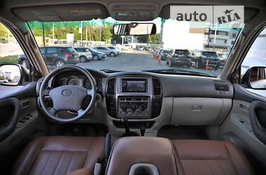 Внедорожник / Кроссовер Toyota Land Cruiser 2006 в Харькове