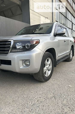 Позашляховик / Кросовер Toyota Land Cruiser 2013 в Львові