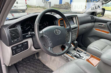 Позашляховик / Кросовер Toyota Land Cruiser 2000 в Сумах