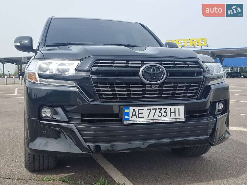 Внедорожник / Кроссовер Toyota Land Cruiser 2014 в Кривом Роге