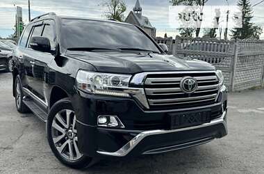 Позашляховик / Кросовер Toyota Land Cruiser 2017 в Тернополі