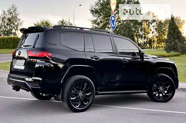 Внедорожник / Кроссовер Toyota Land Cruiser 2021 в Киеве