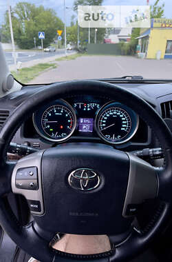 Позашляховик / Кросовер Toyota Land Cruiser 2007 в Луцьку