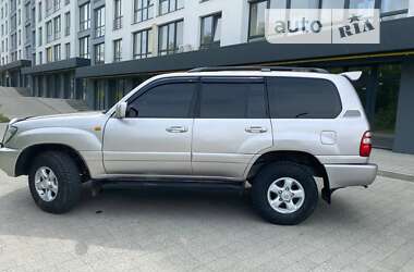 Позашляховик / Кросовер Toyota Land Cruiser 2002 в Новояворівську