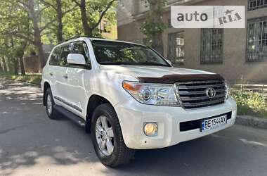 Позашляховик / Кросовер Toyota Land Cruiser 2012 в Миколаєві