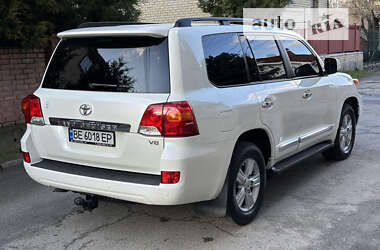 Позашляховик / Кросовер Toyota Land Cruiser 2012 в Києві