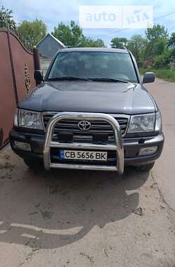 Позашляховик / Кросовер Toyota Land Cruiser 2004 в Ірпені