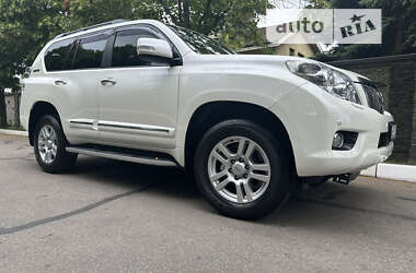 Внедорожник / Кроссовер Toyota Land Cruiser 2011 в Днепре