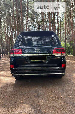 Внедорожник / Кроссовер Toyota Land Cruiser 2013 в Владимирце