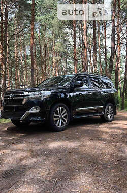 Позашляховик / Кросовер Toyota Land Cruiser 2013 в Володимирці