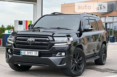 Позашляховик / Кросовер Toyota Land Cruiser 2017 в Дніпрі