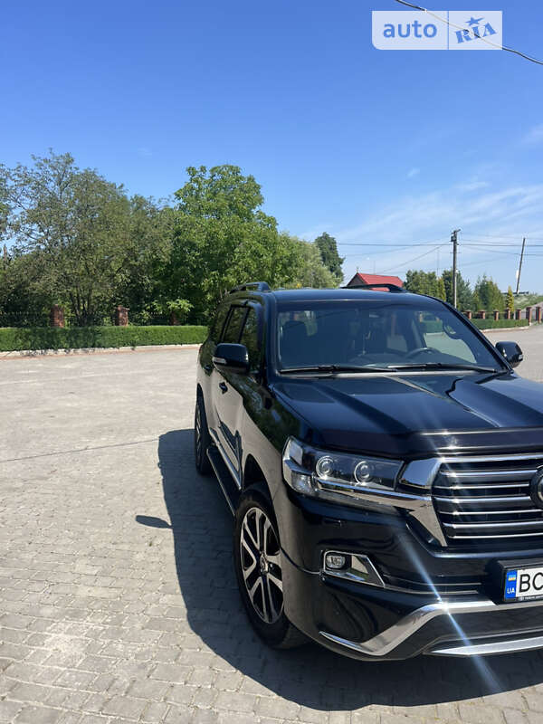 Внедорожник / Кроссовер Toyota Land Cruiser 2017 в Жидачове