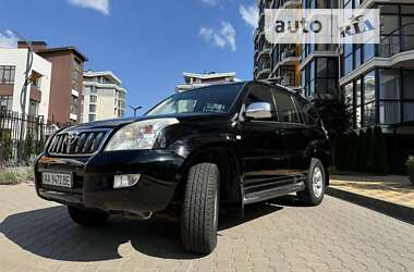 Внедорожник / Кроссовер Toyota Land Cruiser 2005 в Киеве