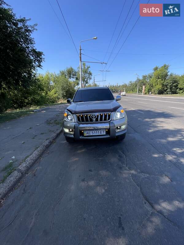 Позашляховик / Кросовер Toyota Land Cruiser 2006 в Кривому Розі