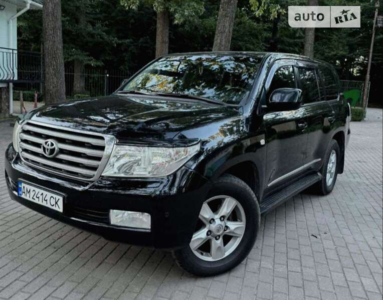 Внедорожник / Кроссовер Toyota Land Cruiser 2009 в Бердичеве