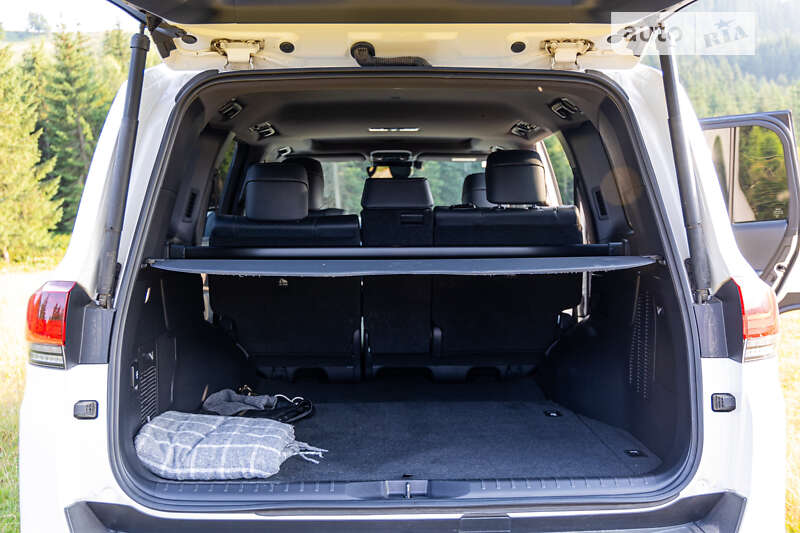 Внедорожник / Кроссовер Toyota Land Cruiser 2021 в Полянице