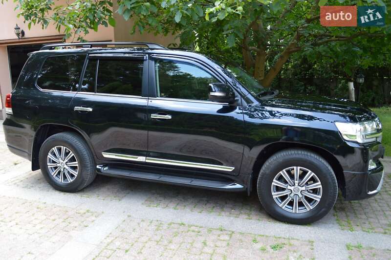 Toyota Land Cruiser 2017