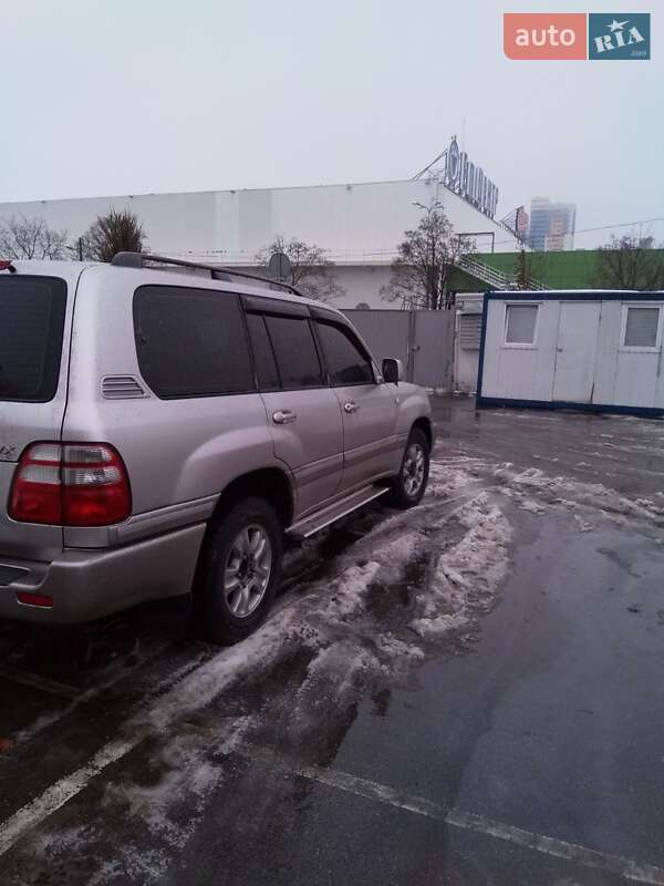 Внедорожник / Кроссовер Toyota Land Cruiser 2003 в Киеве фото 2 Внедорожник / Кроссовер Toyota Land Cruiser 2003 в Киеве