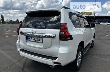 Внедорожник / Кроссовер Toyota Land Cruiser 2014 в Кривом Роге