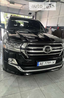 Позашляховик / Кросовер Toyota Land Cruiser 2019 в Дніпрі