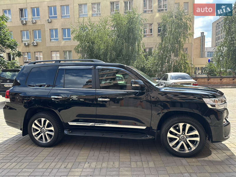 Внедорожник / Кроссовер Toyota Land Cruiser 2016 в Киеве