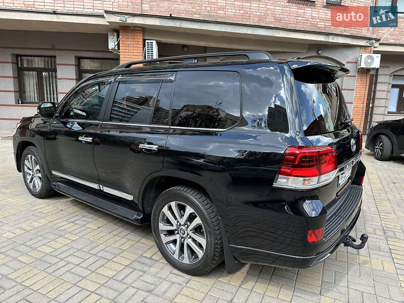 Внедорожник / Кроссовер Toyota Land Cruiser 2016 в Киеве