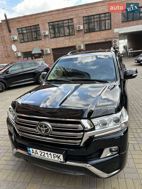 Внедорожник / Кроссовер Toyota Land Cruiser 2016 в Киеве