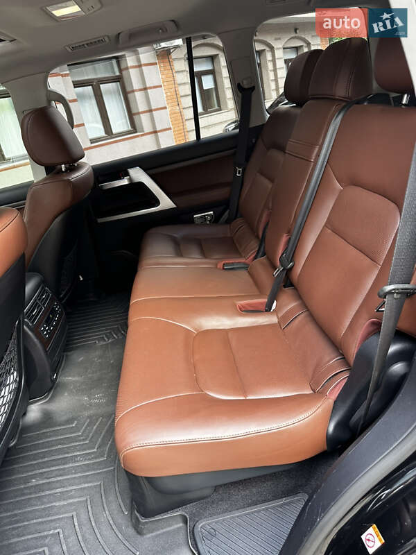 Внедорожник / Кроссовер Toyota Land Cruiser 2016 в Киеве